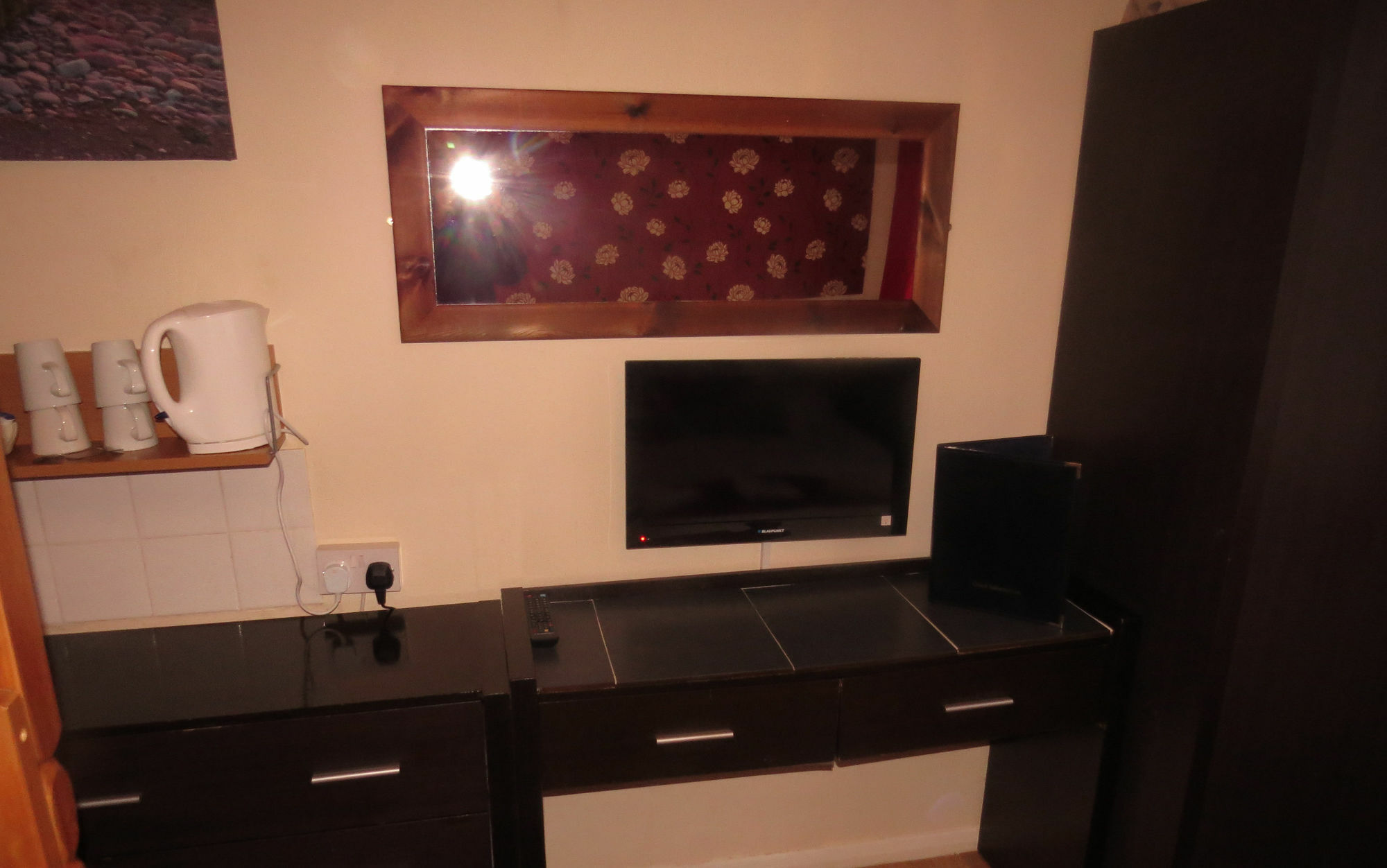 Sandown Manor Ngoại thất bức ảnh